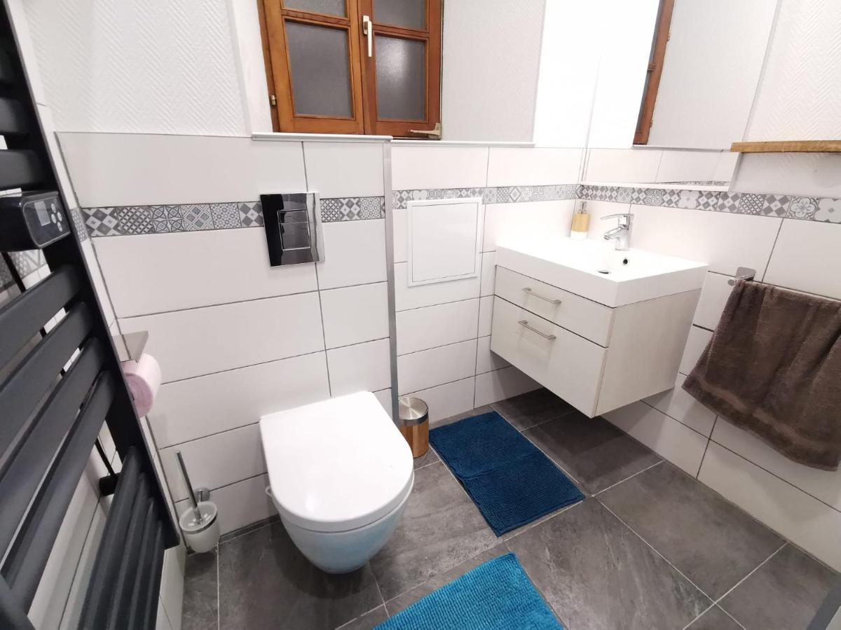 Petit Nid Douillet Ensolleille Bouxwiller (Bas-Rhin)